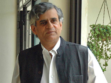 Urban India didn't care about migrant workers till 26 March, only cares now because it's lost their services: P Sainath Urban India didn't care about migrant workers till 26 March, only cares now because it's lost their services: P Sainath