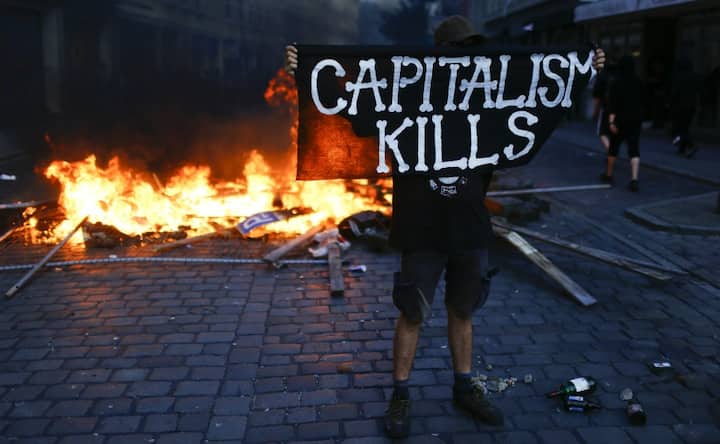 G20 Summit: Violent anti-globalisation protests continue in Hamburg as world leaders meet