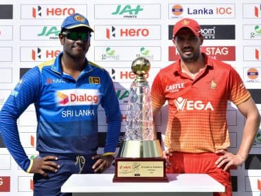 Sri Lanka captain Angelo Mathews (L) and Zimbabwe skipper Graeme Cremer (R). AFP