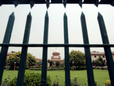 Supreme Court asks CBI to file chargesheet in all Vyapam cases by 31 October Supreme Court asks CBI to file chargesheet in all Vyapam cases by 31 October