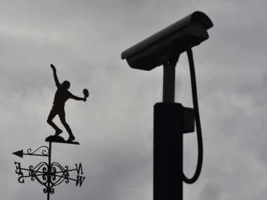 Wimbledon 2018: Organisers deny former winner Chris Evert's claim that tournament scheduling is sexist Wimbledon 2018: Organisers deny former winner Chris Evert's claim that tournament scheduling is sexist