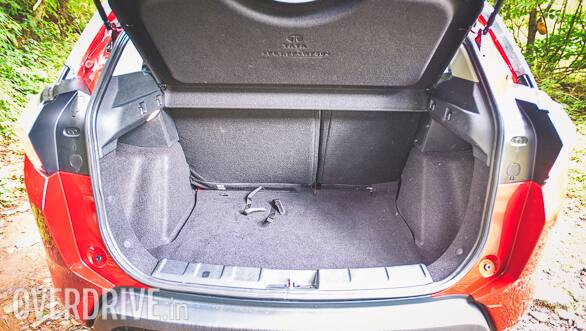 Tata-Nexon-Petrol-47 5