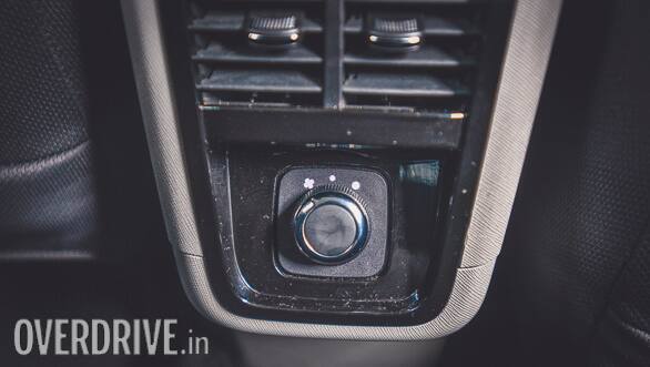 Tata-Nexon-Petrol-86 11