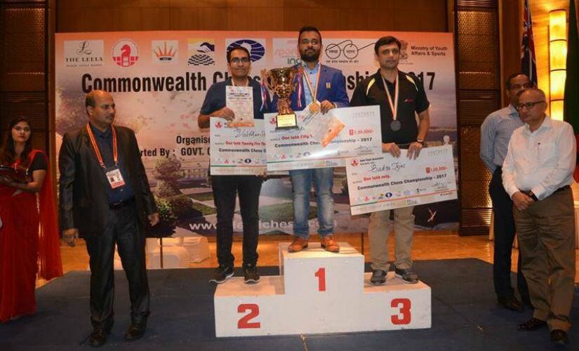 Vaibhav Suri, Abhijeet Gupta and Tejas Bakre (L to R) at the podium.