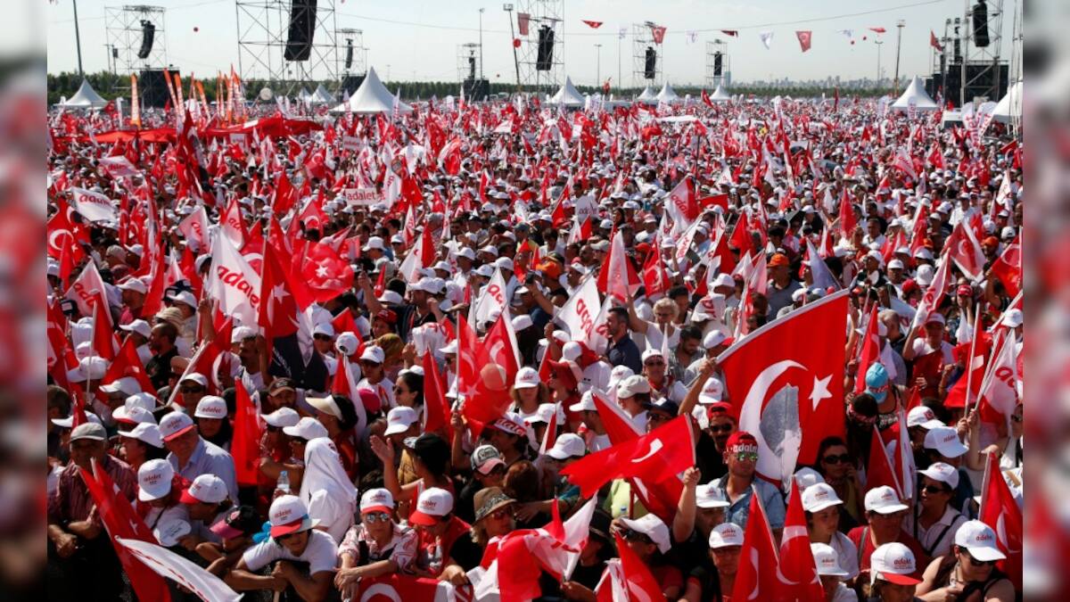 Turkey protest: Thousands rally in Istanbul on final day of anti-govt ...