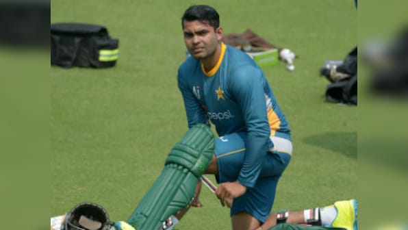 Kamran Akmal says younger brother Umar should learn from conduct of MS Dhoni and Sachin Tendulkar