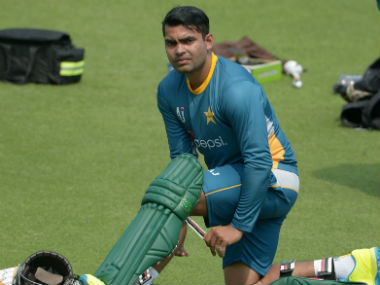 Umar Akmal served show cause notice by Pakistan Cricket Board for not reporting spot-fixing approach Umar Akmal served show cause notice by Pakistan Cricket Board for not reporting spot-fixing approach