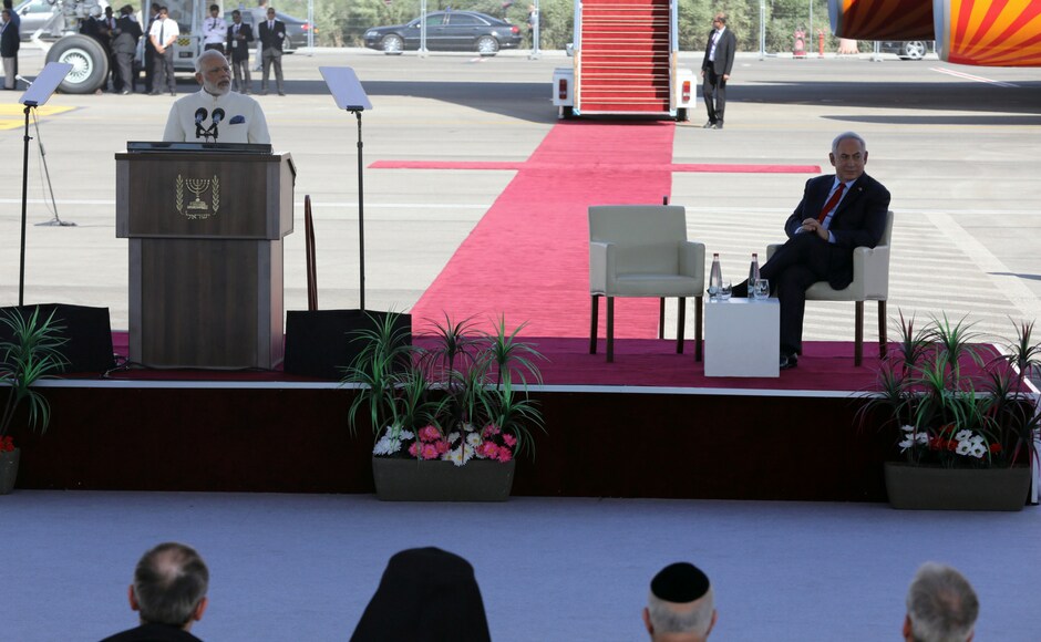 Israeli prime minister Benjamin Netanyahu (R) listens to Indian prime minister Narendra Modi during an official address upon his arrival. Reuters Israeli prime minister Benjamin Netanyahu (R) listens to Indian prime minister Narendra Modi during an official address upon his arrival. Reuters