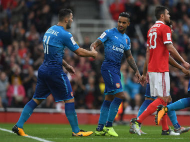 Pre-season friendlies: Theo Walcott scores brace as Arsenal blast five past Benfica in Emirates Cup Pre-season friendlies: Theo Walcott scores brace as Arsenal blast five past Benfica in Emirates Cup