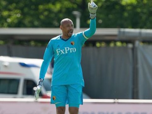 Premier League: Heurelho Gomes signs two-year contract extension with Watford Premier League: Heurelho Gomes signs two-year contract extension with Watford