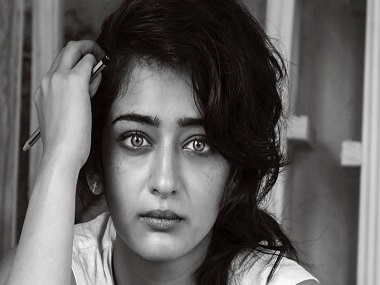 Vivegam actor Akshara Haasan to make Kannada debut opposite Vikram Ravichandran? Vivegam actor Akshara Haasan to make Kannada debut opposite Vikram Ravichandran?