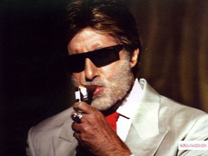 Amitabh Bachchan plays textiquette coach yet again; latest victim: Ranveer Singh