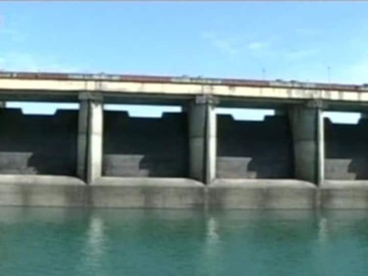 Heavy rains bring relief to Mumbai as Modak Sagar lake overflows, mitigate city's water woes