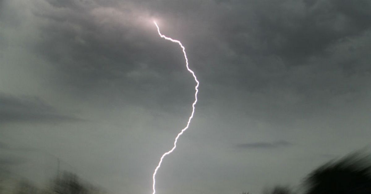 Lightning kills 6, injures 10 in West Bengal's Murshidabad and South ...