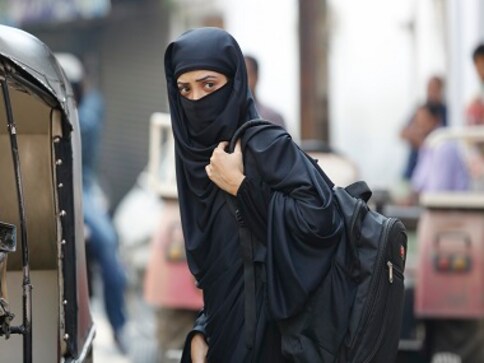Lipstick Under My Burkha isn't meant to start a revolution; it's an audacious film promoting self-love Lipstick Under My Burkha isn't meant to start a revolution; it's an audacious film promoting self-love