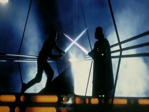 luke skywalker empire strikes back lightsaber