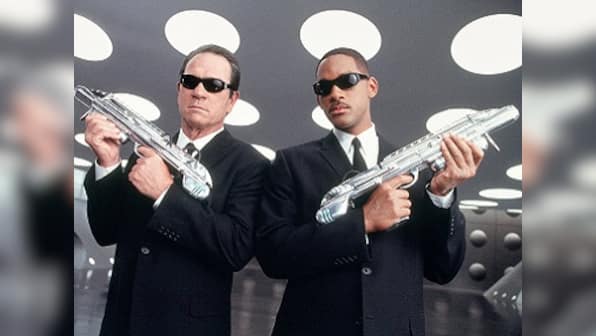 Men in Black: Steven Spielberg to executive produce spin-off of Will Smith, Tommy Lee Jones' film