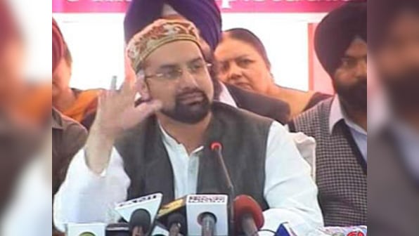 Kashmir unrest: NIA sends notice to Srinagar's Jamia Masjid, Mirwaiz Umar Farooq's trust to probe funding