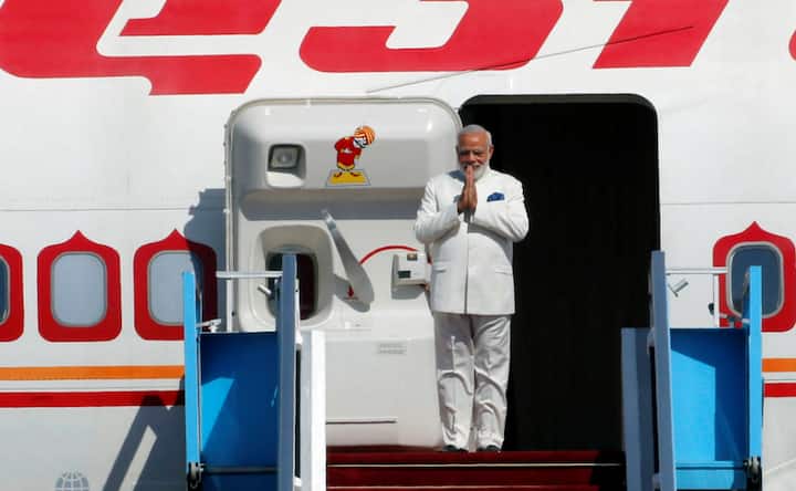 Narendra Modi reaches Israel: Benjamin Netanyahu welcomes prime minister at Ben Gurion airport near Tel Aviv