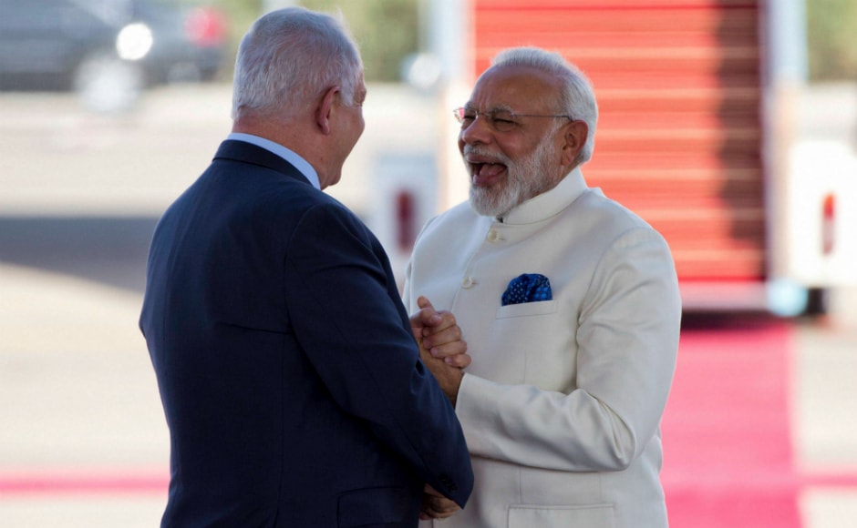 Prime Minister Narendra Modi, right, and Israeli prime minister Benjamin Netanyahu shake hands at the Ben Gurion Airport. AP Prime Minister Narendra Modi, right, and Israeli prime minister Benjamin Netanyahu shake hands at the Ben Gurion Airport. AP