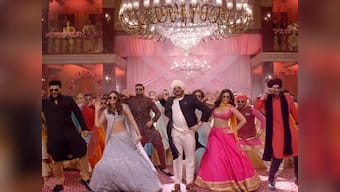 Mubarakan's The Goggle Song: Anil Kapoor is the definition of fun while others fade into background