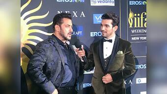 IIFA 2017: Salman Khan croons 'Main Hoon Hero Tera', dances to Judwaa songs with Varun Dhawan