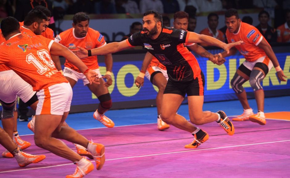 The Mumbai team suffered an early setback when they were all out at the 10th-minute mark. The star-studded U-Mumba team couldn't make much of an impact and they were trailing Pune 11-18 at half-time and 21-33 when the final whistle blew. Image courtesy: www.prokabaddi.com The Mumbai team suffered an early setback when they were all out at the 10th-minute mark. The star-studded U-Mumba team couldn't make much of an impact and they were trailing Pune 11-18 at half-time and 21-33 when the final whistle blew. Image courtesy: www.prokabaddi.com