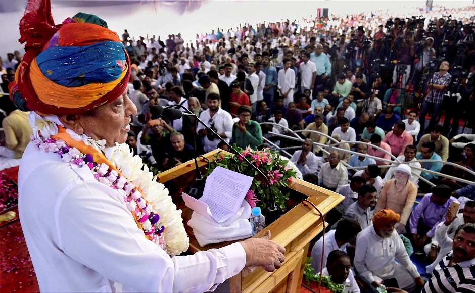 He also told the gathering that he won't join any political party now. He also told the gathering that he won't join any political party now.