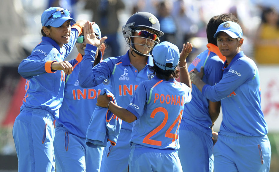 India extend unbeaten run in Women's World Cup, dominate Pakistan in group match India extend unbeaten run in Women's World Cup, dominate Pakistan in group match