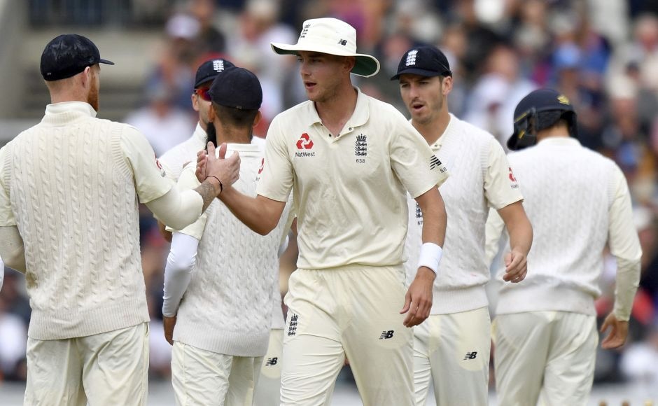 South Africa, 220-9 overnight in their first innings, lasted fewer than four overs in the morning, with Stuart Broad removing No. 11 Olivier to collect 3-46. AP South Africa, 220-9 overnight in their first innings, lasted fewer than four overs in the morning, with Stuart Broad removing No. 11 Olivier to collect 3-46. AP