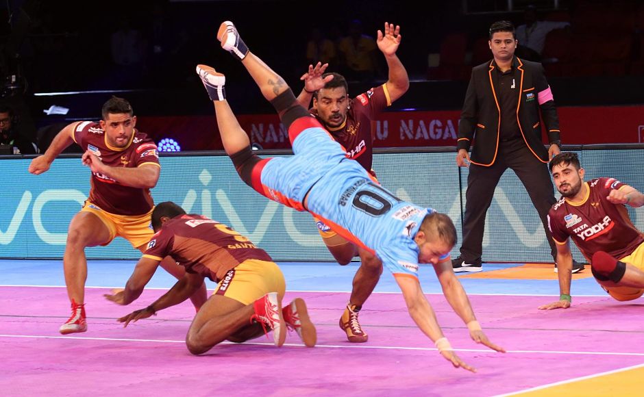 Bengal Warriors' Vinod Kumar led the way for his side as he won 8 raid points in his sides win. Image Courtesy: Facebook page of Pro Kabaddi Bengal Warriors' Vinod Kumar led the way for his side as he won 8 raid points in his sides win. Image Courtesy: Facebook page of Pro Kabaddi