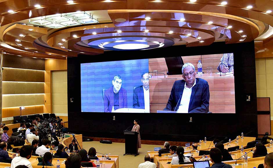 While Sikka did not name Murthy for his exit, the board of the $10 billion firm blamed him for While Sikka did not name Murthy for his exit, the board of the $10 billion firm blamed him for