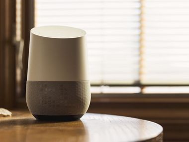 Google Home can now be used to make phone calls for users in US and Canada Google Home can now be used to make phone calls for users in US and Canada