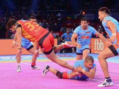 Bengalu Bulls' Ajay Kumar during the game against Bengal Warriors. Twitter ProKabaddi