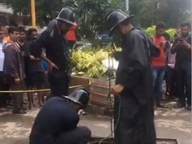 Mumbai rains: Renowned doctor at Bombay Hospital missing, search operation underway in Lower Parel Mumbai rains: Renowned doctor at Bombay Hospital missing, search operation underway in Lower Parel