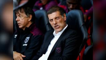 Premier League: West Ham United offloading players to fund new central midfielder, says manager Slaven Bilic