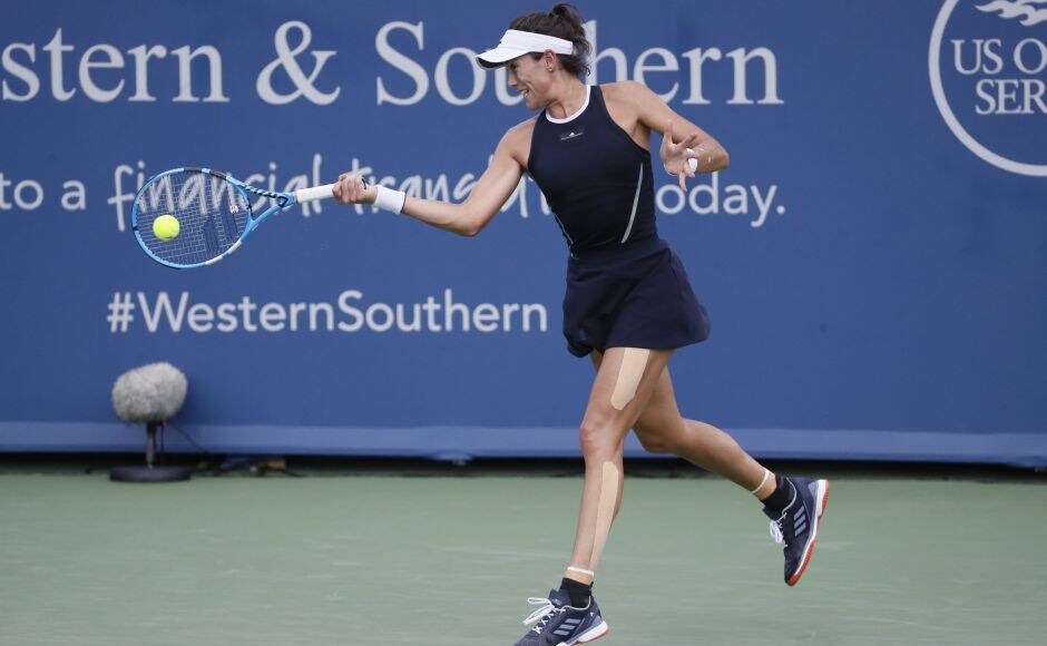Garbine Muguruza broke Simona Halep to go up 2-0 in the first set and was in complete control. Halep won only 12 points in the set, which lasted 23 minutes. Muguruza broke her again to open the second set and faced only two break points all match. AP Garbine Muguruza broke Simona Halep to go up 2-0 in the first set and was in complete control. Halep won only 12 points in the set, which lasted 23 minutes. Muguruza broke her again to open the second set and faced only two break points all match. AP