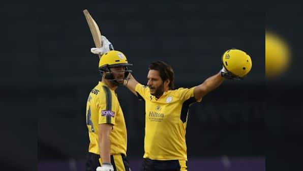 Natwest T20 Blast: Shahid Afridi's 43-ball ton powers Hampshire to semi-finals