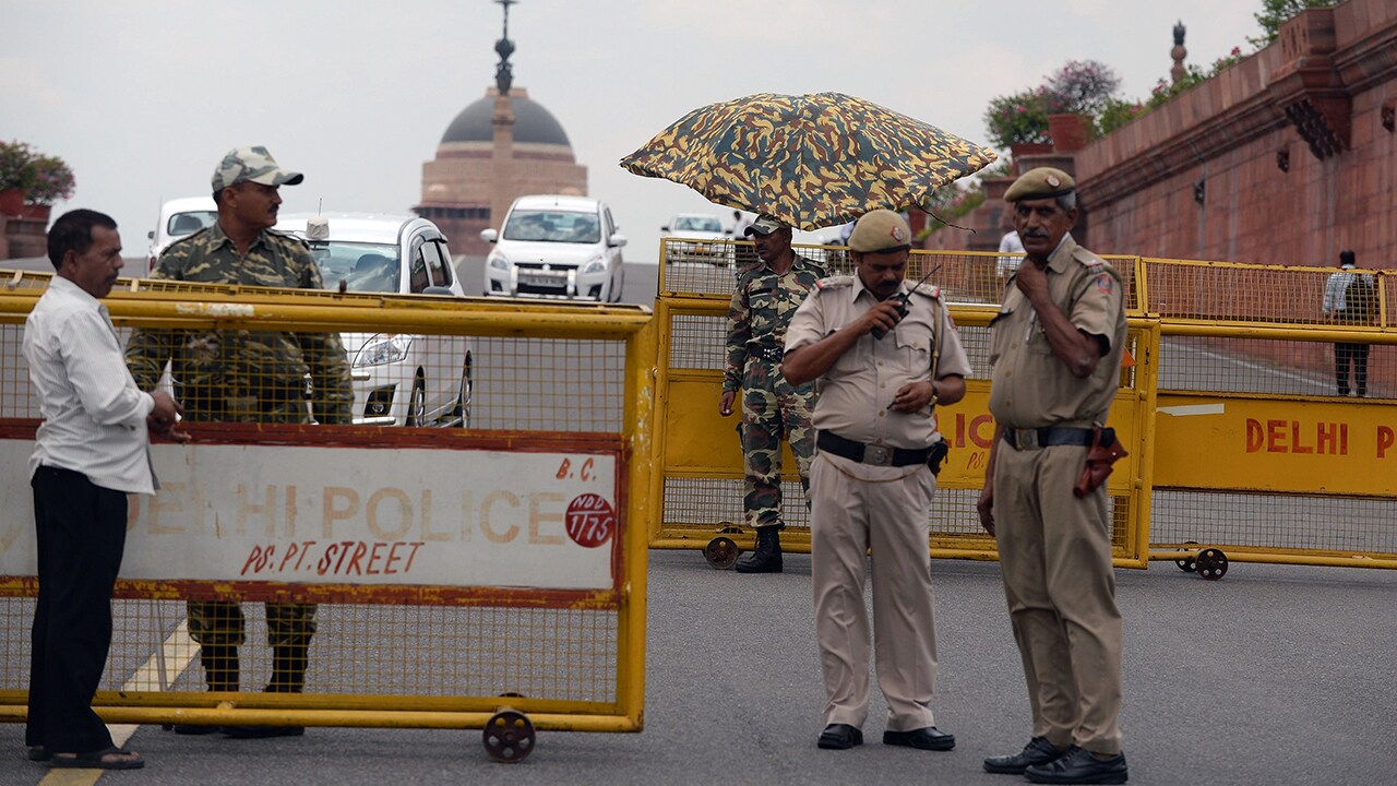 Delhi HC Bomb Threat Turns Out To Be A Hoax, Caller Had Claimed ...