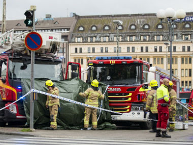 Russia: Knife attacker stabs eight, police 'liquidate' suspect Russia: Knife attacker stabs eight, police 'liquidate' suspect