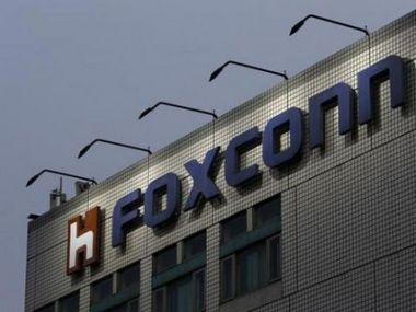 A factory worker commits suicide at manufacturing plant of Foxconn in China A factory worker commits suicide at manufacturing plant of Foxconn in China