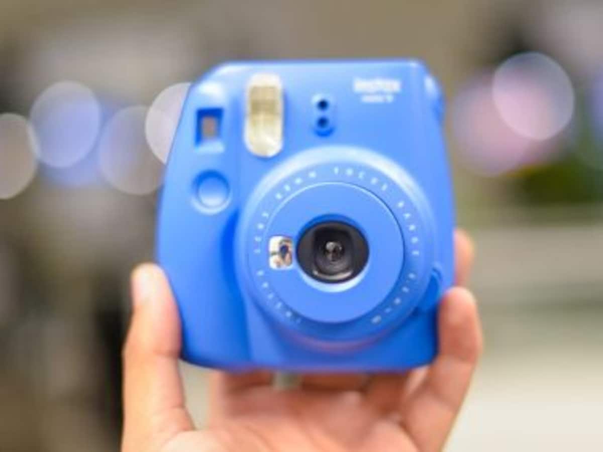 Fujifilm instax Mini 9 Review: The inescapable attraction of physical media  and retro experience-Tech News , Firstpost