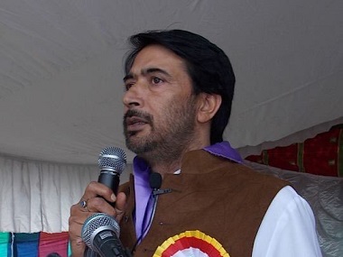 Centre offers to resume talks with Jammu and Kashmir separatists; Congress asks 'why now?' Centre offers to resume talks with Jammu and Kashmir separatists; Congress asks 'why now?'