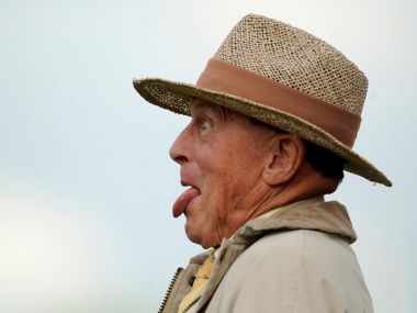Muppets! Geoffrey Boycott falls victim to elaborate prank by co-commentator Jonathan Agnew Muppets! Geoffrey Boycott falls victim to elaborate prank by co-commentator Jonathan Agnew