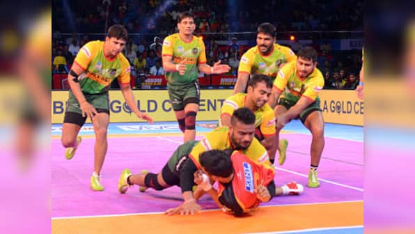 Pro Kabaddi League 2017: Patna Pirates, Bengal Warriors ride on raiders' heroics to extend winning streaks