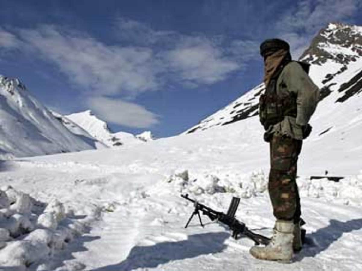 Видео солдат 10. Пограничный конфликт на леднике Сиачен. Indian Army. Gurez Kashmir. Стойки лавины солдатик.