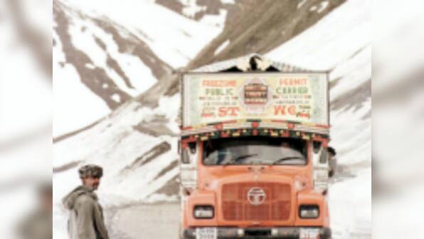 Jammu and Kashmir: Cross-LoC trade on Srinagar-Muzaffarabad road resumes