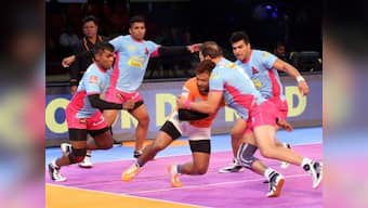 Pro Kabaddi League 2017: Manjeet Chhillar helps Jaipur Pink Panthers edge past Puneri Paltan
