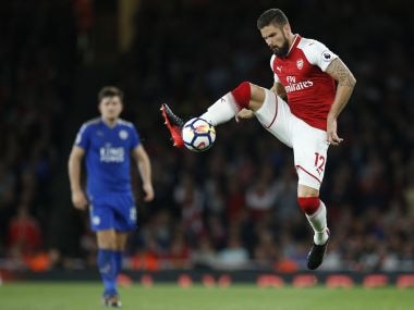 Arsenal's Olivier Giroud controls the ball during their English Premier League soccer match between Arsenal and Leicester City at the Emirates stadium in London, Friday, Aug. 11, 2017. (AP Photo/Alastair Grant)