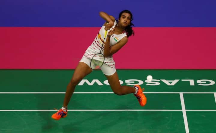 PV Sindhu cruises into World Badminton Championships final, Saina Nehwal bows out PV Sindhu cruises into World Badminton Championships final, Saina Nehwal bows out